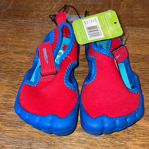 Speedo Junior Kids Toddler Water Shoes Blue and Red - Size Sml